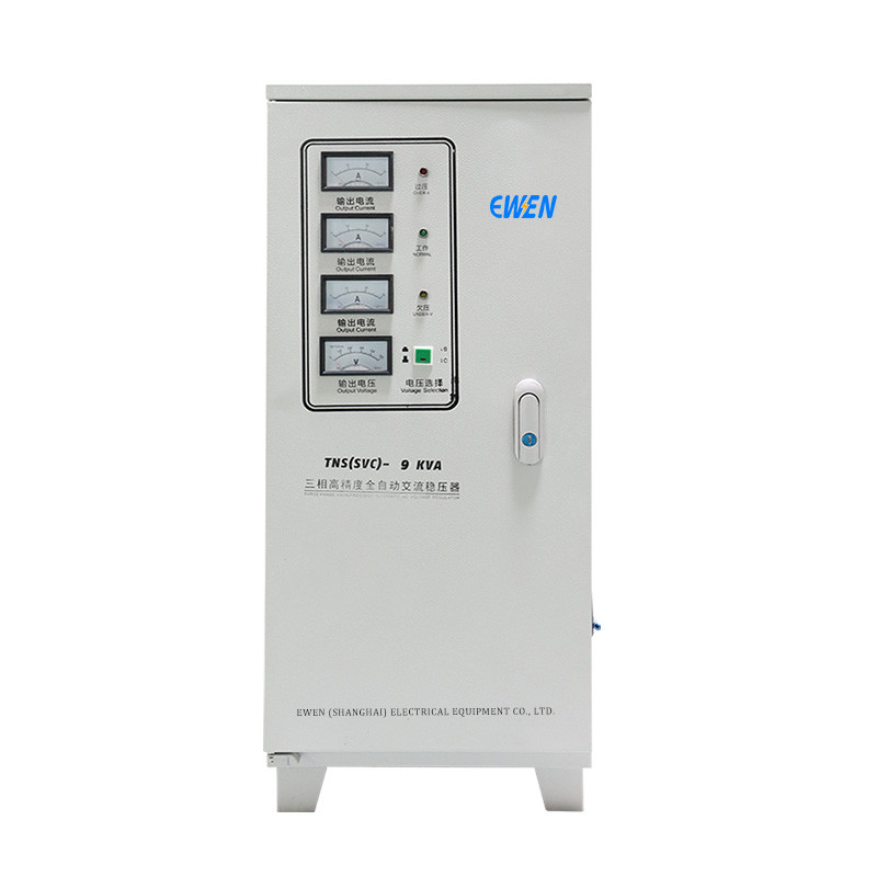 9KVA Estabilizador de tensión de tres fases 380V 400V 440V 480V Regulador de potencia de CA Personalización aceptable