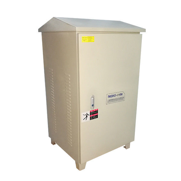Ahorro de la energía trifásico al aire libre del estabilizador 20KVA 50Hz 380V 400V del voltaje