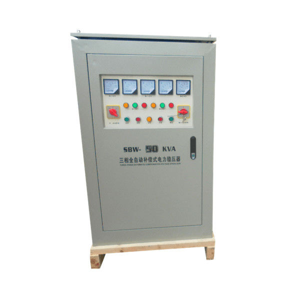 arreglo para requisitos particulares trifásico del regulador de voltaje automático de la CA 50KVA 380V 400V